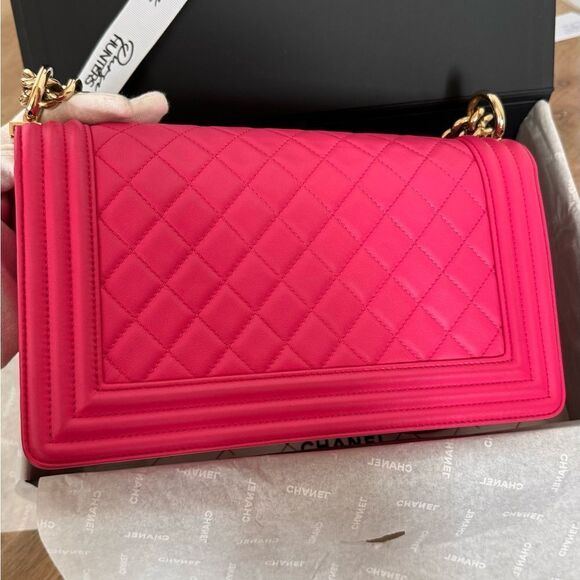 100% authentic CHANEL old medium boy bag pink lambskin gold hardware - Picture 5 of 10